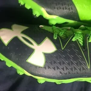 Under Armour | Shoes | Under Armour Highlight Mens Football  display picture 2